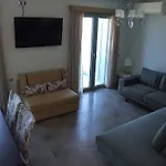 Kampaki Stone Áyios Nikítas