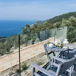 Kampaki Stone Άγιος Νικήτας