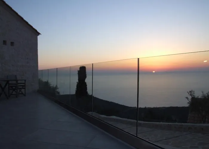 Villa Kampaki Stone Áyios Nikítas
