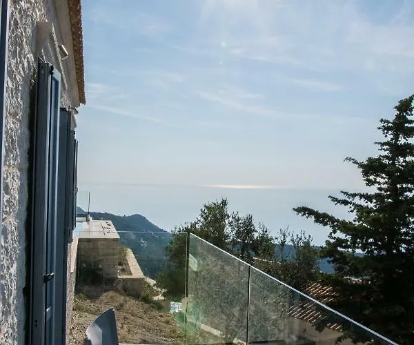 Villa Kampaki Stone