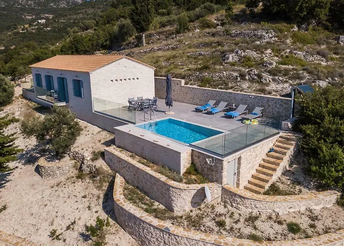 Villa Kampaki Stone Áyios Nikítas